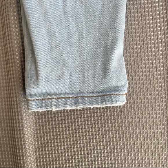 MOST COLLECTION Women’s Light Blue High Waist Mom Most Denim Jeans Size 25 - Picture 12 of 14